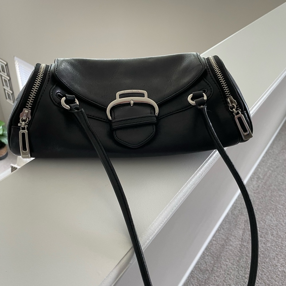 Small colehaan handbag